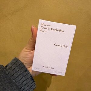 Maison Francis Kurkdjian Grand Soir Eau de Parfum - White and Gold